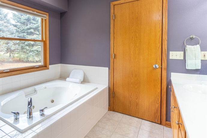 5196 Forest, ROCKFORD, Illinois 61109, 4 Bedrooms Bedrooms, ,2 BathroomsBathrooms,House,For Sale,Forest,202506839