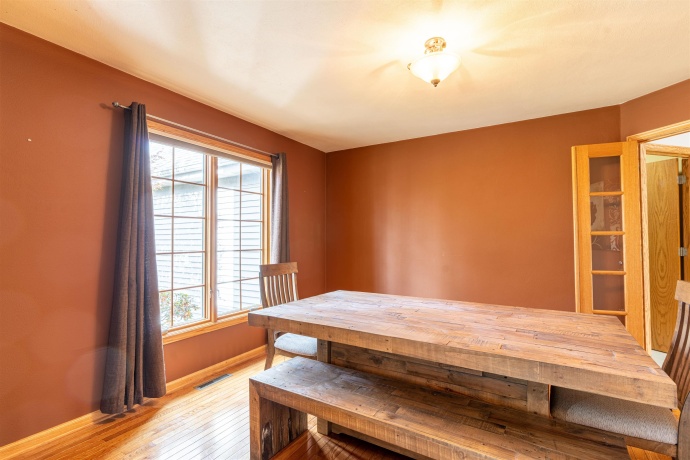 5196 Forest, ROCKFORD, Illinois 61109, 4 Bedrooms Bedrooms, ,2 BathroomsBathrooms,House,For Sale,Forest,202506839