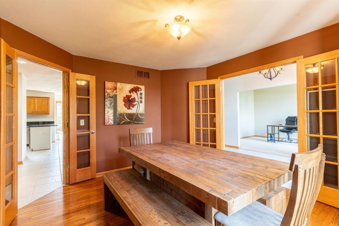 5196 Forest, ROCKFORD, Illinois 61109, 4 Bedrooms Bedrooms, ,2 BathroomsBathrooms,House,For Sale,Forest,202506839