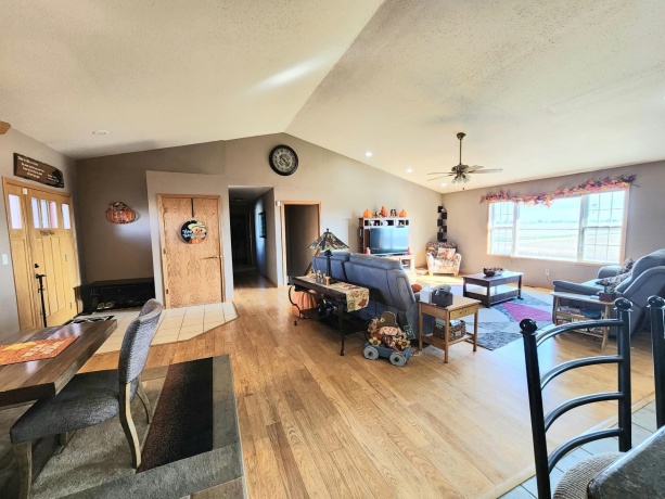 720 Smit, PROPHETSTOWN, Illinois 61277, 4 Bedrooms Bedrooms, ,3 BathroomsBathrooms,House,For Sale,Smit,202506840