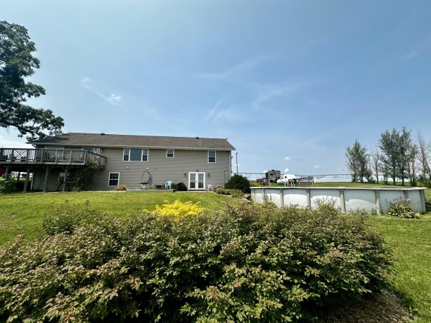 720 Smit, PROPHETSTOWN, Illinois 61277, 4 Bedrooms Bedrooms, ,3 BathroomsBathrooms,House,For Sale,Smit,202506840