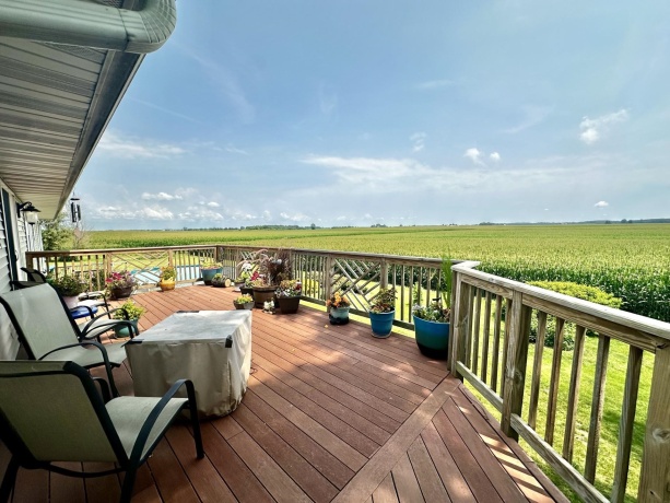 720 Smit, PROPHETSTOWN, Illinois 61277, 4 Bedrooms Bedrooms, ,3 BathroomsBathrooms,House,For Sale,Smit,202506840