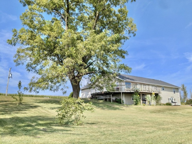 720 Smit, PROPHETSTOWN, Illinois 61277, 4 Bedrooms Bedrooms, ,3 BathroomsBathrooms,House,For Sale,Smit,202506840