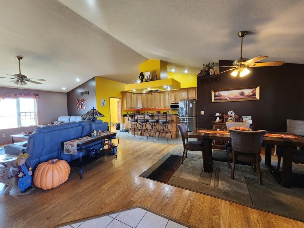 720 Smit, PROPHETSTOWN, Illinois 61277, 4 Bedrooms Bedrooms, ,3 BathroomsBathrooms,House,For Sale,Smit,202506840