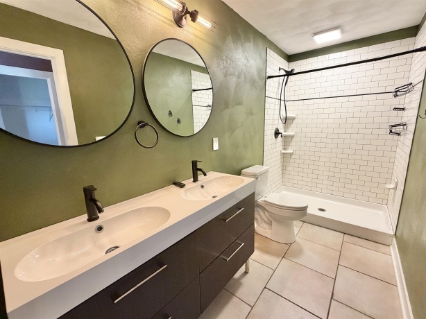 423 4th, BYRON, Illinois 61010, 3 Bedrooms Bedrooms, ,2 BathroomsBathrooms,House,For Sale,4th,202506842