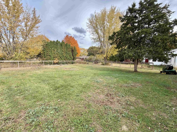 423 4th, BYRON, Illinois 61010, 3 Bedrooms Bedrooms, ,2 BathroomsBathrooms,House,For Sale,4th,202506842