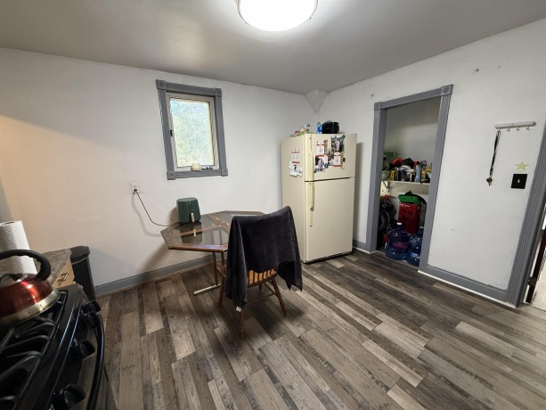 408 Gardiner, ROCKFORD, Illinois 61104, ,2 Units,For Sale,Gardiner,202506844