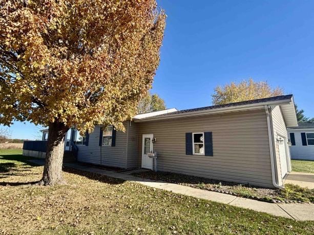 214 Wood, BELVIDERE, Illinois 61008, 3 Bedrooms Bedrooms, ,2 BathroomsBathrooms,House,For Sale,Wood,202506845