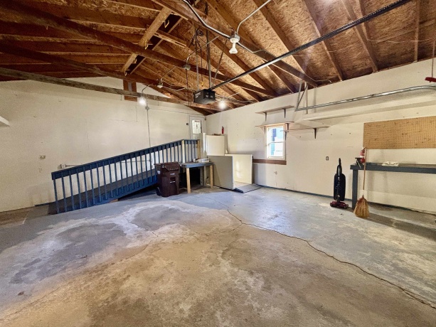 214 Wood, BELVIDERE, Illinois 61008, 3 Bedrooms Bedrooms, ,2 BathroomsBathrooms,House,For Sale,Wood,202506845