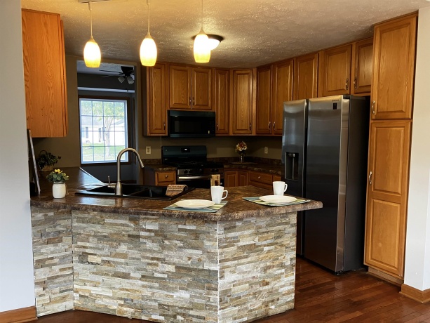 4503 WOODCLIFF, ROSCOE, Illinois 61073, 4 Bedrooms Bedrooms, ,3 BathroomsBathrooms,House,For Sale,WOODCLIFF,202506846