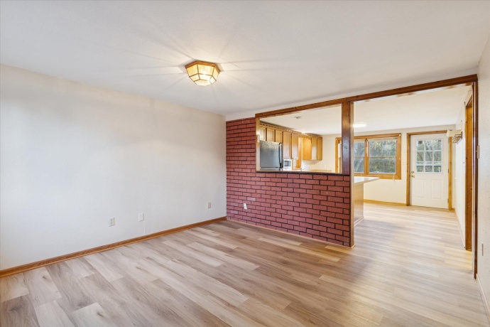 303 Ferry, ROCKTON, Illinois 61072, 3 Bedrooms Bedrooms, ,2 BathroomsBathrooms,House,For Sale,Ferry,202506847