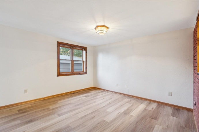 303 Ferry, ROCKTON, Illinois 61072, 3 Bedrooms Bedrooms, ,2 BathroomsBathrooms,House,For Sale,Ferry,202506847