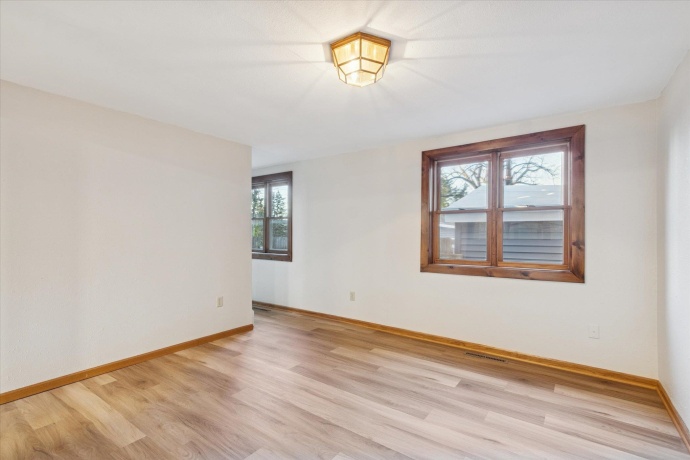 303 Ferry, ROCKTON, Illinois 61072, 3 Bedrooms Bedrooms, ,2 BathroomsBathrooms,House,For Sale,Ferry,202506847