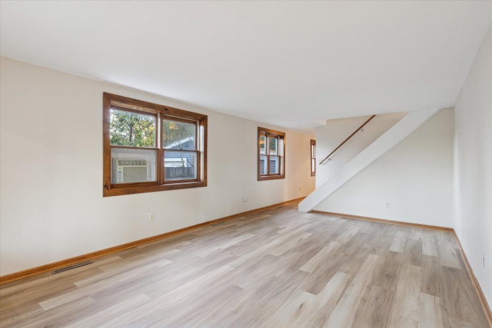 303 Ferry, ROCKTON, Illinois 61072, 3 Bedrooms Bedrooms, ,2 BathroomsBathrooms,House,For Sale,Ferry,202506847