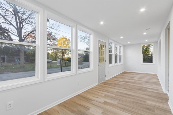 303 Ferry, ROCKTON, Illinois 61072, 3 Bedrooms Bedrooms, ,2 BathroomsBathrooms,House,For Sale,Ferry,202506847