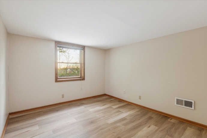 303 Ferry, ROCKTON, Illinois 61072, 3 Bedrooms Bedrooms, ,2 BathroomsBathrooms,House,For Sale,Ferry,202506847