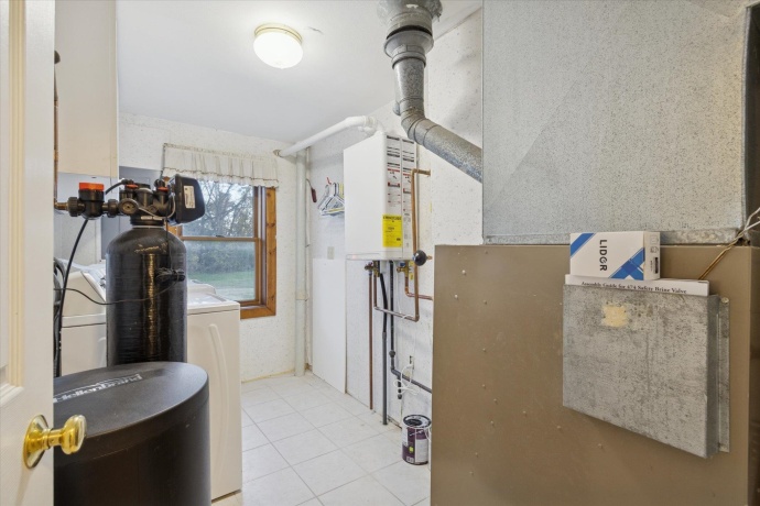 303 Ferry, ROCKTON, Illinois 61072, 3 Bedrooms Bedrooms, ,2 BathroomsBathrooms,House,For Sale,Ferry,202506847