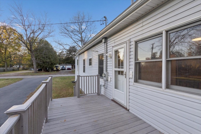 303 Ferry, ROCKTON, Illinois 61072, 3 Bedrooms Bedrooms, ,2 BathroomsBathrooms,House,For Sale,Ferry,202506847