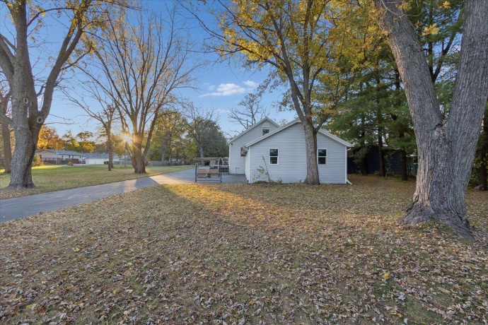303 Ferry, ROCKTON, Illinois 61072, 3 Bedrooms Bedrooms, ,2 BathroomsBathrooms,House,For Sale,Ferry,202506847