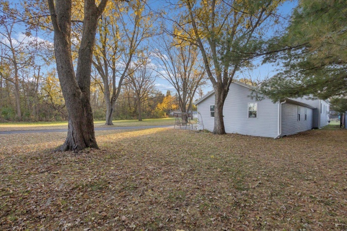 303 Ferry, ROCKTON, Illinois 61072, 3 Bedrooms Bedrooms, ,2 BathroomsBathrooms,House,For Sale,Ferry,202506847