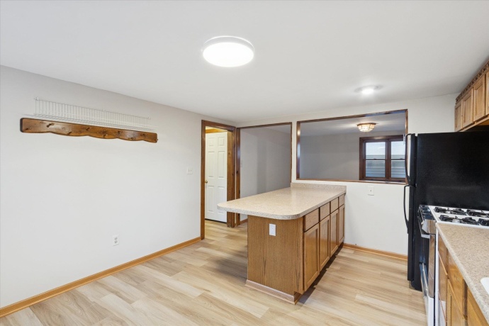 303 Ferry, ROCKTON, Illinois 61072, 3 Bedrooms Bedrooms, ,2 BathroomsBathrooms,House,For Sale,Ferry,202506847