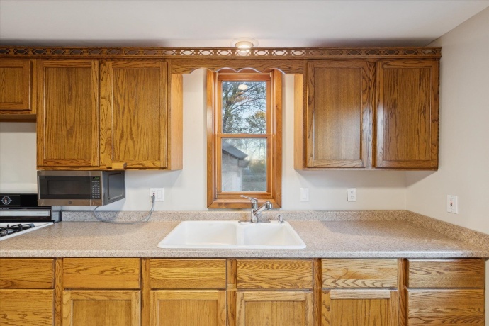 303 Ferry, ROCKTON, Illinois 61072, 3 Bedrooms Bedrooms, ,2 BathroomsBathrooms,House,For Sale,Ferry,202506847