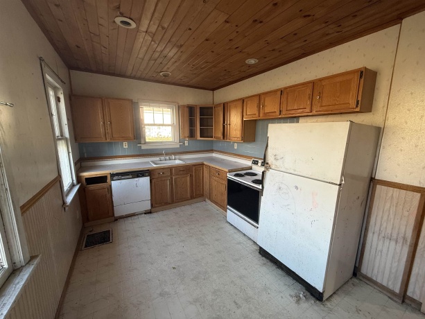 834 4th, SAVANNA, Illinois 61074, 3 Bedrooms Bedrooms, ,1 BathroomBathrooms,House,For Sale,4th,202506850