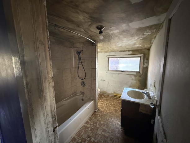 834 4th, SAVANNA, Illinois 61074, 3 Bedrooms Bedrooms, ,1 BathroomBathrooms,House,For Sale,4th,202506850