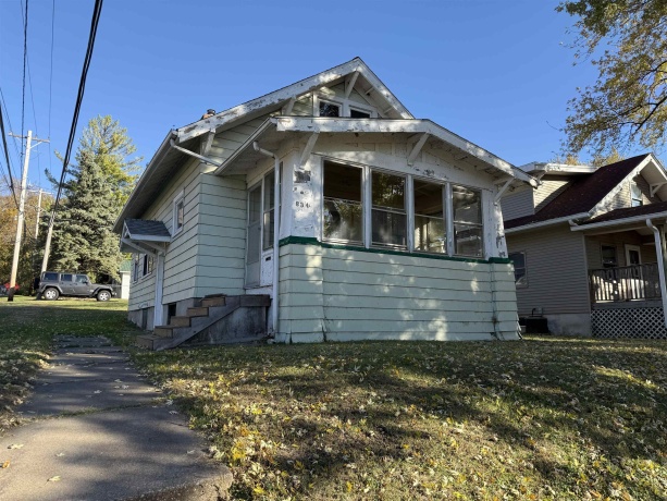 834 4th, SAVANNA, Illinois 61074, 3 Bedrooms Bedrooms, ,1 BathroomBathrooms,House,For Sale,4th,202506850