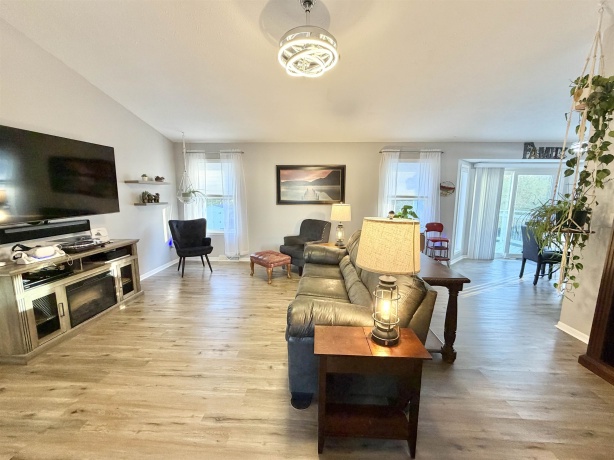 5969 Birkenshaw, LOVES PARK, Illinois 61111, 4 Bedrooms Bedrooms, ,3 BathroomsBathrooms,House,For Sale,Birkenshaw,202506852