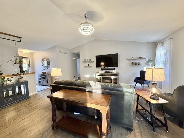 5969 Birkenshaw, LOVES PARK, Illinois 61111, 4 Bedrooms Bedrooms, ,3 BathroomsBathrooms,House,For Sale,Birkenshaw,202506852