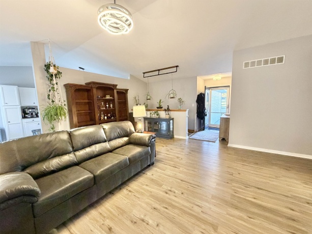 5969 Birkenshaw, LOVES PARK, Illinois 61111, 4 Bedrooms Bedrooms, ,3 BathroomsBathrooms,House,For Sale,Birkenshaw,202506852