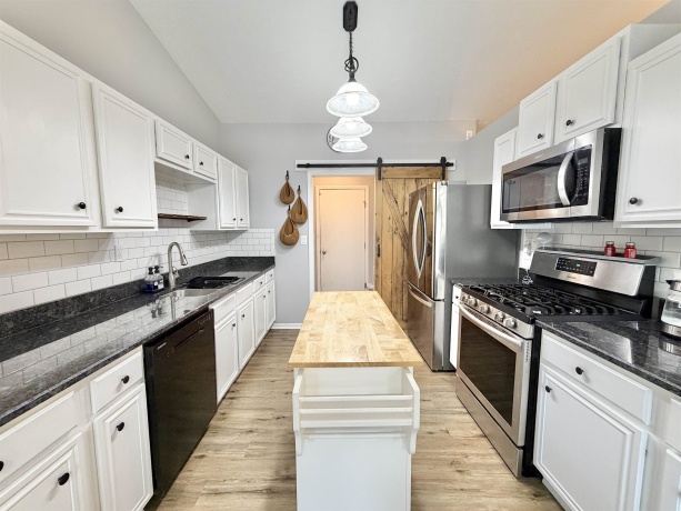 5969 Birkenshaw, LOVES PARK, Illinois 61111, 4 Bedrooms Bedrooms, ,3 BathroomsBathrooms,House,For Sale,Birkenshaw,202506852