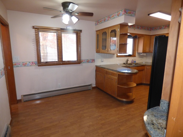 314 Main, ELIZABETH, Illinois 61028, 3 Bedrooms Bedrooms, ,3 BathroomsBathrooms,House,For Sale,Main,202506862