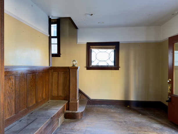 1315 4TH, ROCKFORD, Illinois 61104, 4 Bedrooms Bedrooms, ,1 BathroomBathrooms,House,For Sale,4TH,202506864