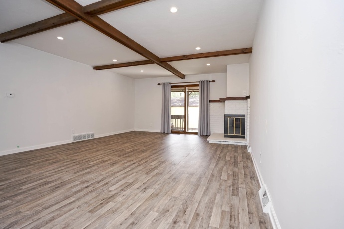 3121 Central, ROCKFORD, Illinois 61101, 2 Bedrooms Bedrooms, ,1 BathroomBathrooms,House,For Sale,Central,202506095