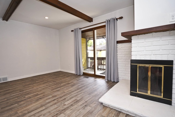 3121 Central, ROCKFORD, Illinois 61101, 2 Bedrooms Bedrooms, ,1 BathroomBathrooms,House,For Sale,Central,202506095