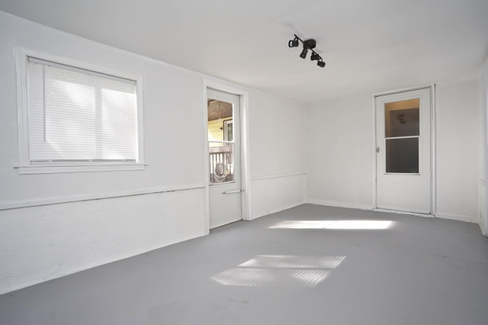 3121 Central, ROCKFORD, Illinois 61101, 2 Bedrooms Bedrooms, ,1 BathroomBathrooms,House,For Sale,Central,202506095