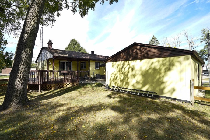 3121 Central, ROCKFORD, Illinois 61101, 2 Bedrooms Bedrooms, ,1 BathroomBathrooms,House,For Sale,Central,202506095