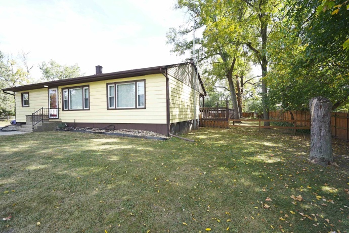 3121 Central, ROCKFORD, Illinois 61101, 2 Bedrooms Bedrooms, ,1 BathroomBathrooms,House,For Sale,Central,202506095