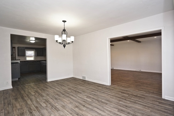 3121 Central, ROCKFORD, Illinois 61101, 2 Bedrooms Bedrooms, ,1 BathroomBathrooms,House,For Sale,Central,202506095