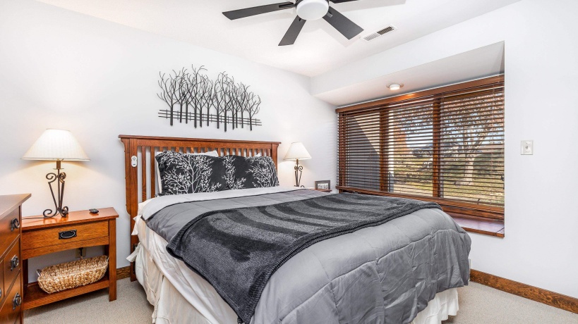 111 Plum Cove, GALENA, Illinois 61036, 2 Bedrooms Bedrooms, ,3 BathroomsBathrooms,Condominium,For Sale,Plum Cove,202506878