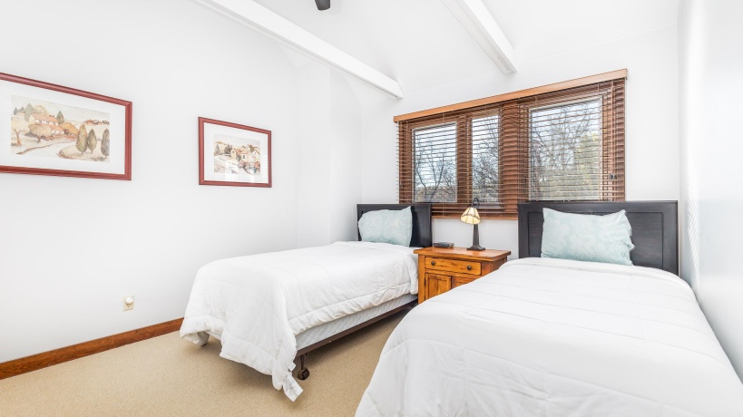 111 Plum Cove, GALENA, Illinois 61036, 2 Bedrooms Bedrooms, ,3 BathroomsBathrooms,Condominium,For Sale,Plum Cove,202506878