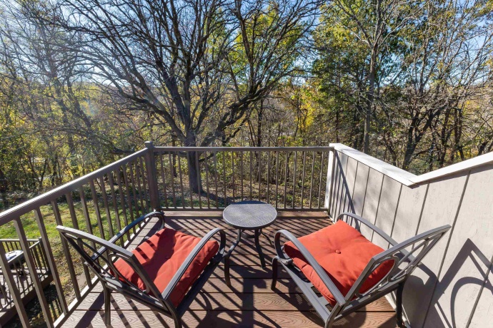 111 Plum Cove, GALENA, Illinois 61036, 2 Bedrooms Bedrooms, ,3 BathroomsBathrooms,Condominium,For Sale,Plum Cove,202506878