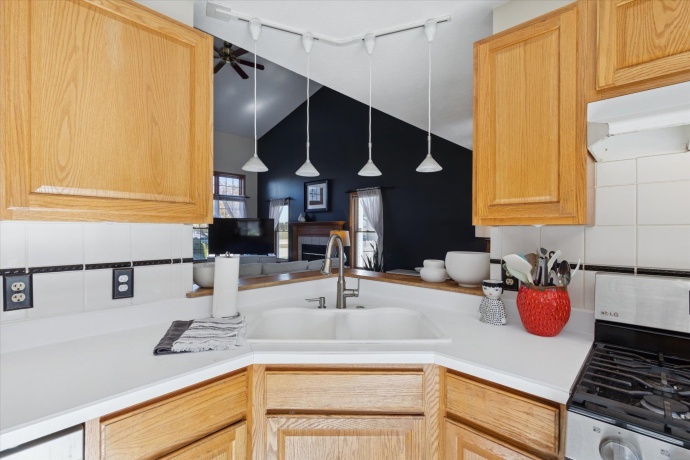 1311 Conlin, BELVIDERE, Illinois 61008, 3 Bedrooms Bedrooms, ,2 BathroomsBathrooms,House,For Sale,Conlin,202506880