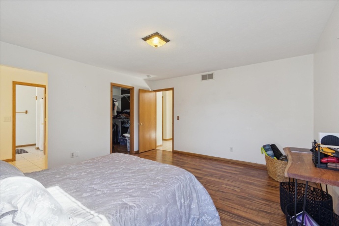 1311 Conlin, BELVIDERE, Illinois 61008, 3 Bedrooms Bedrooms, ,2 BathroomsBathrooms,House,For Sale,Conlin,202506880