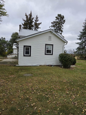 5910 Unity, LENA, Illinois 61048, 2 Bedrooms Bedrooms, ,1 BathroomBathrooms,House,For Sale,Unity,202506881