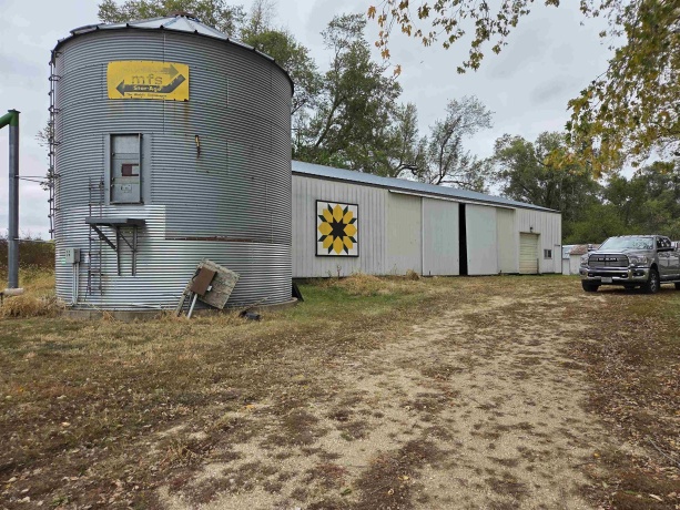 5910 Unity, LENA, Illinois 61048, 2 Bedrooms Bedrooms, ,1 BathroomBathrooms,House,For Sale,Unity,202506881