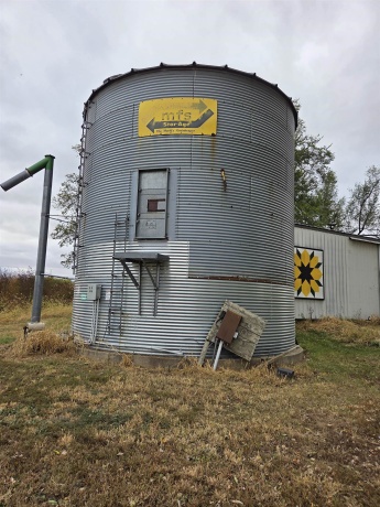 5910 Unity, LENA, Illinois 61048, 2 Bedrooms Bedrooms, ,1 BathroomBathrooms,House,For Sale,Unity,202506881