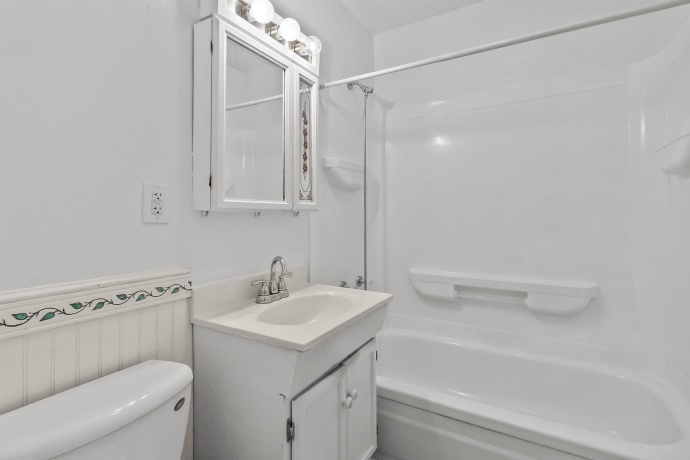 7613 Orion, LOVES PARK, Illinois 61111, 3 Bedrooms Bedrooms, ,1 BathroomBathrooms,House,For Sale,Orion,202506885